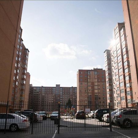 Просторная Однокомнатная Жк Счастливый Apartment Dnipro Exterior photo
